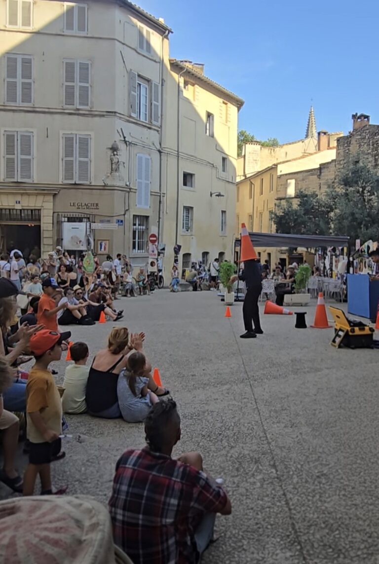 avignon off 4